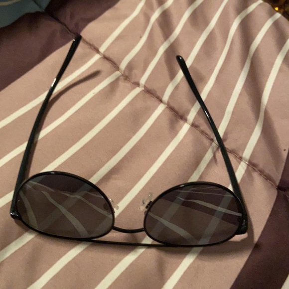 Michael kors sunglasses - Picture 5 of 5